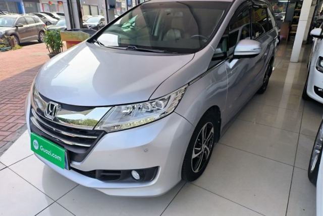 Honda Odyssey 2015 2.4L Prestige Edition d’occasion