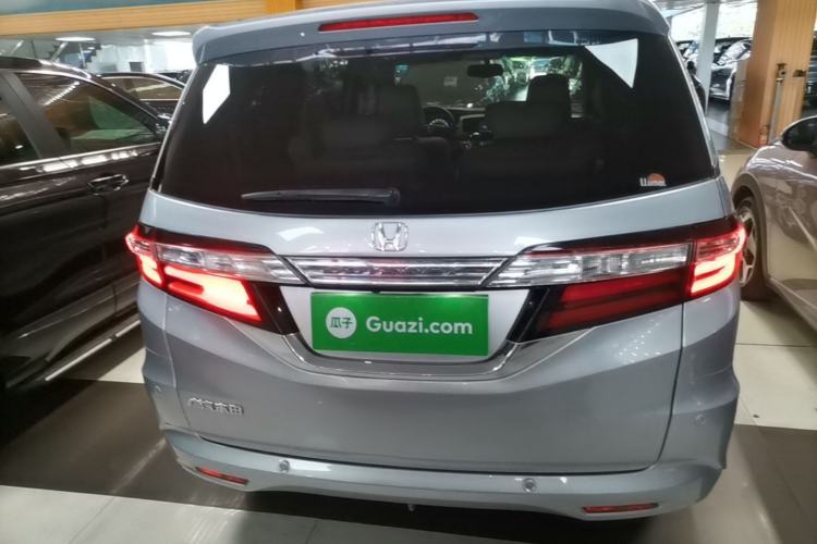 Used Honda Odyssey 2015 Updated Version 2.4L Smart Edition Rear