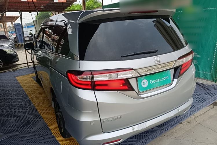 Used Honda Odyssey 2015 2.4L Luxury Edition Rear Left 45 Deg