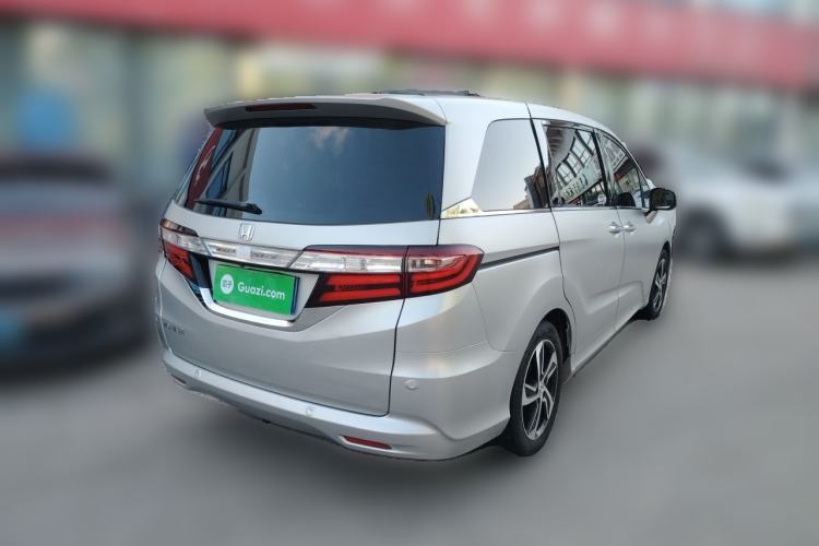 Used Honda Odyssey 2015 2.4L Luxury Edition Rear Right 45 Deg