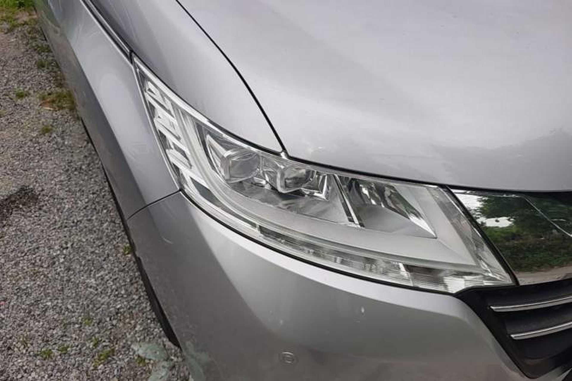 Used Honda Odyssey 2015 2.4L Smart Edition Right Front Headlight