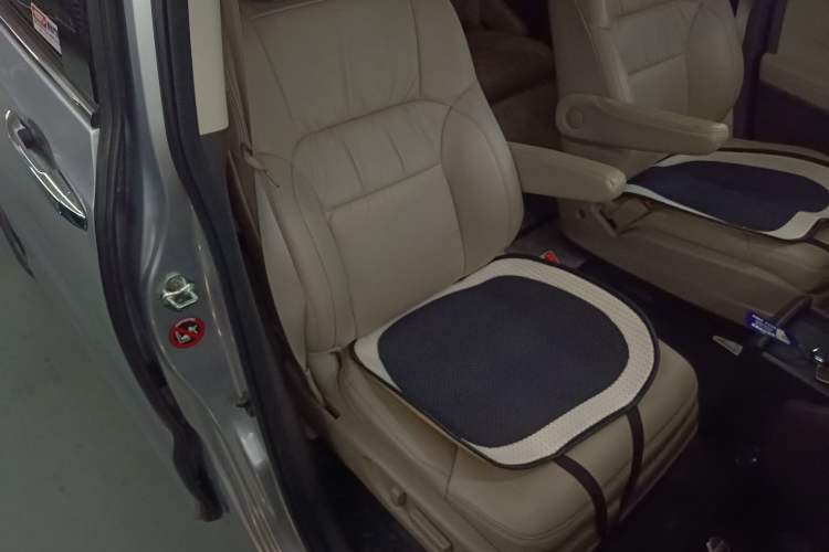 Used Honda Odyssey 2015 2.4L Smart Edition Right Front Seat