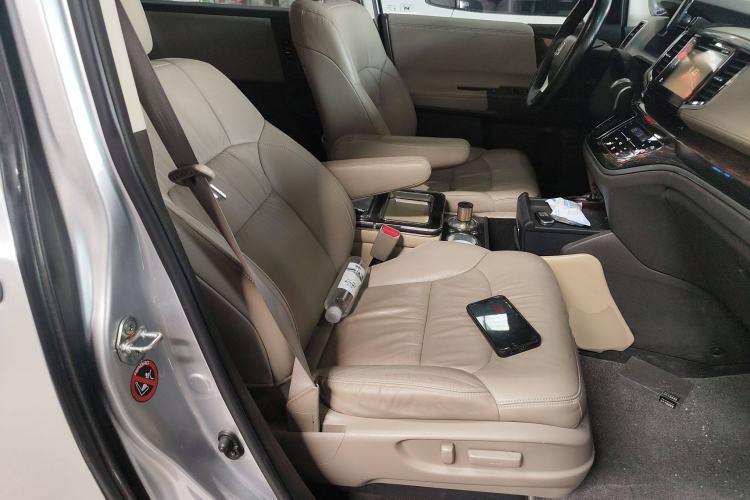 Used Honda Odyssey 2015 2.4L Smart Edition Right Front Seat