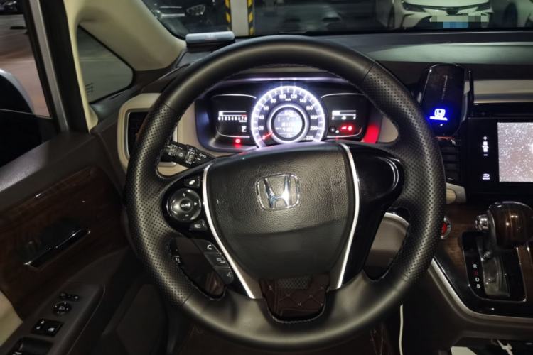 Used Honda Odyssey 2015 2.4L Luxury Edition Steering Wheel