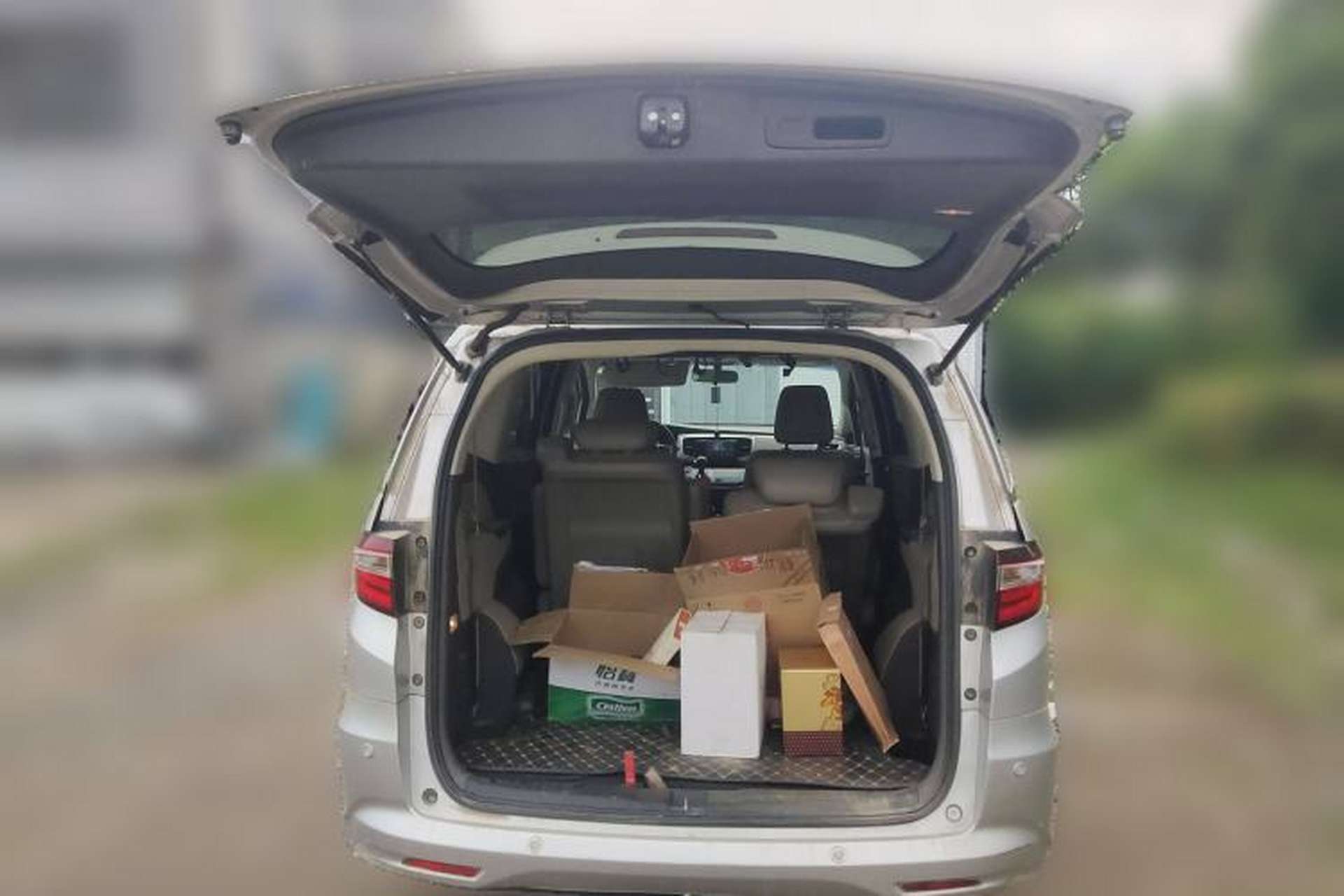 Used Honda Odyssey 2015 Updated Version 2.4L Smart Edition Trunk