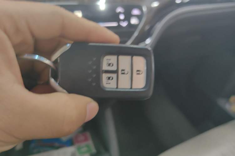 Used Honda Odyssey 2015 Revised 2.4L Luxury Edition Vehicle Key
