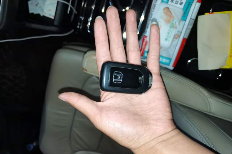 Used Honda Odyssey 2015 2.4L Luxury Edition Vehicle Key