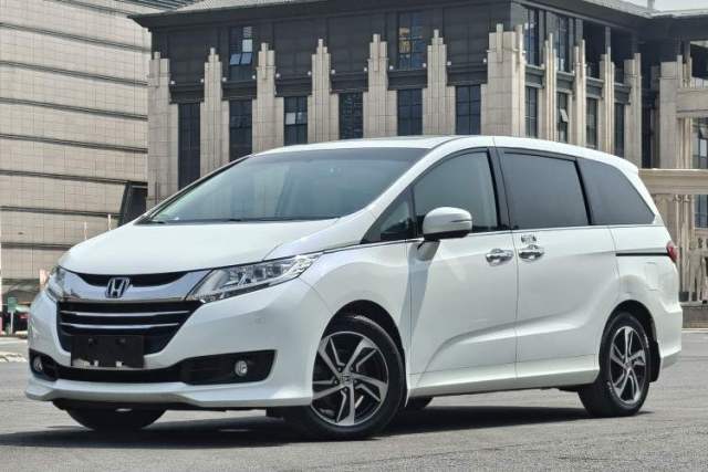 Used Honda Odyssey 2015 Updated Version 2.4L Smart Edition