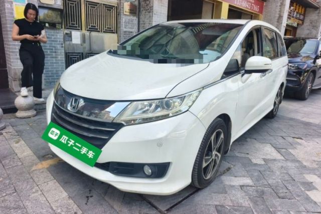 Used Honda Odyssey 2015 2.4L Luxury Edition