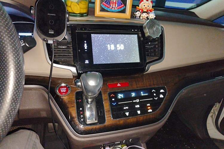 Used Honda Odyssey 2015 Revised 2.4L Luxury Edition Audio And AC Panel