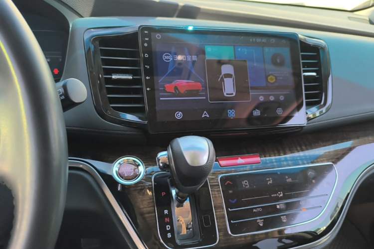 Used Honda Odyssey 2015 Updated Version 2.4L Smart Edition Audio And AC Panel
