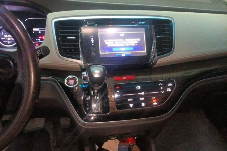 Used Honda Odyssey 2015 Revised 2.4L Luxury Edition Audio And AC Panel
