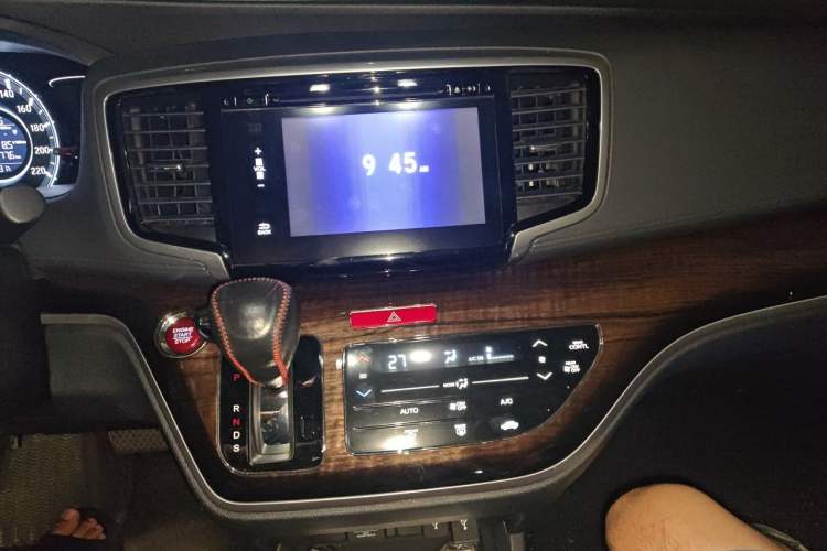 Used Honda Odyssey 2015 Updated Version 2.4L Smart Edition Audio And AC Panel
