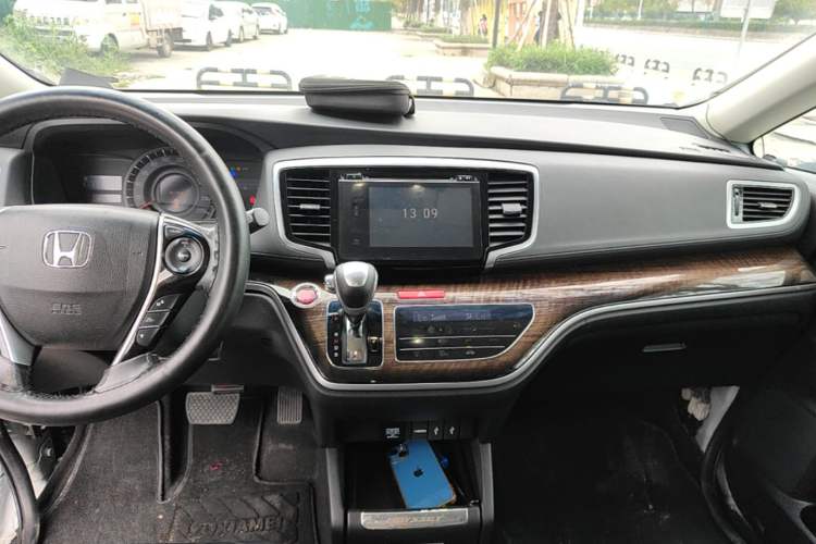 Used Honda Odyssey 2015 2.4L Prestige Edition Audio And AC Panel