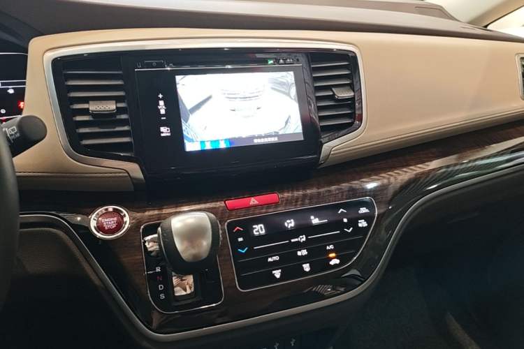 Used Honda Odyssey 2015 2.4L Smart Edition Audio And AC Panel