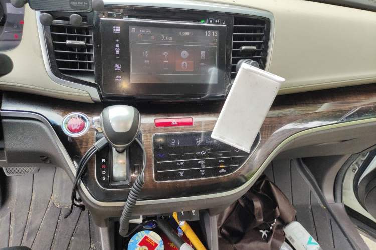 Used Honda Odyssey 2015 2.4L Smart Edition Audio And AC Panel