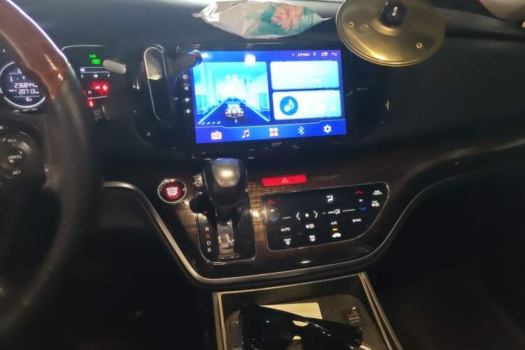 Used Honda Odyssey 2015 Updated Version 2.4L Smart Edition Audio And AC Panel