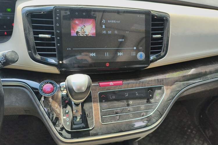 Used Honda Odyssey 2015 Updated Version 2.4L Smart Edition Audio And AC Panel