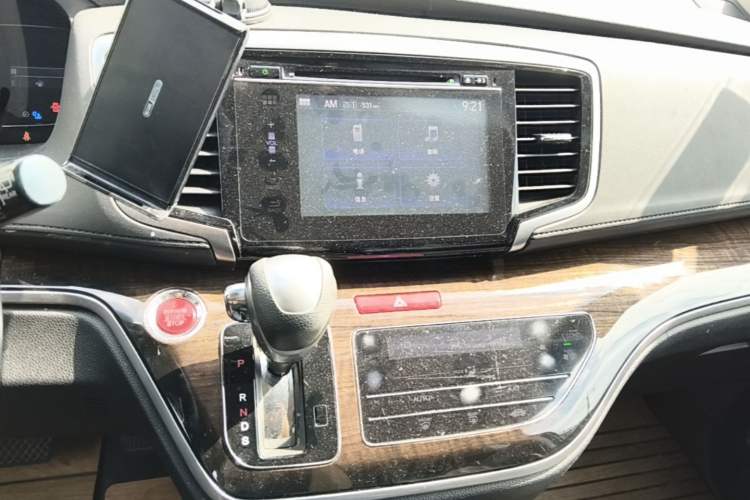 Used Honda Odyssey 2015 Updated Version 2.4L Smart Edition Audio And AC Panel