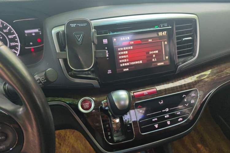 Used Honda Odyssey 2015 Updated Version 2.4L Smart Edition Audio And AC Panel