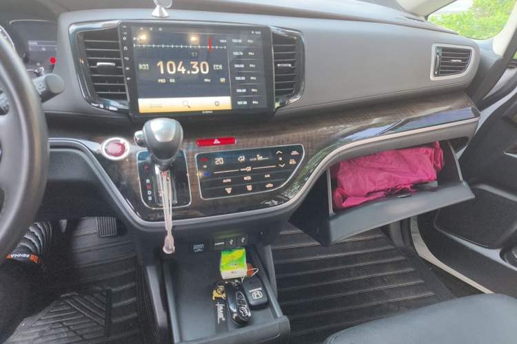 Used Honda Odyssey 2015 2.4L Smart Edition Audio And AC Panel