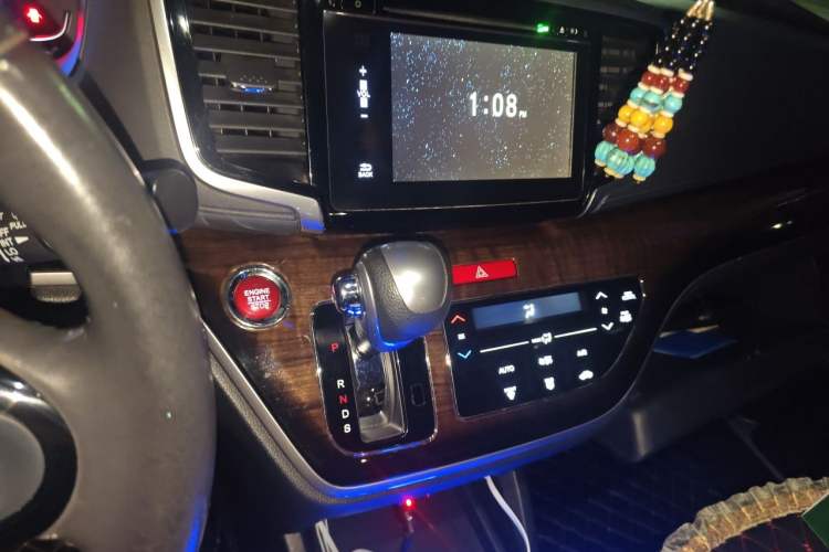 Used Honda Odyssey 2015 2.4L Smart Edition Audio And AC Panel