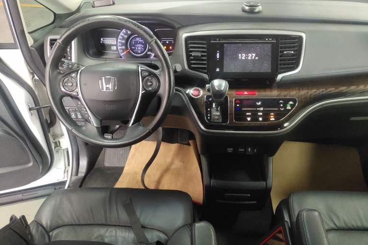 Used Honda Odyssey 2015 Updated Version 2.4L Smart Edition Audio And AC Panel