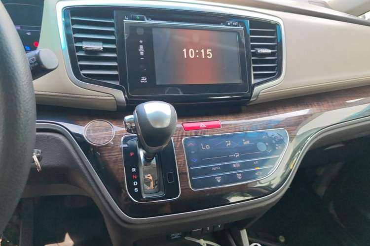 Used Honda Odyssey 2015 2.4L Comfort Edition Audio And AC Panel