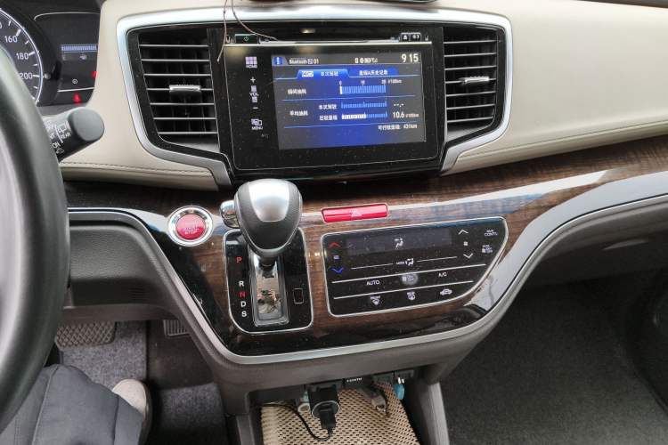 Used Honda Odyssey 2015 2.4L Luxury Edition Audio And AC Panel