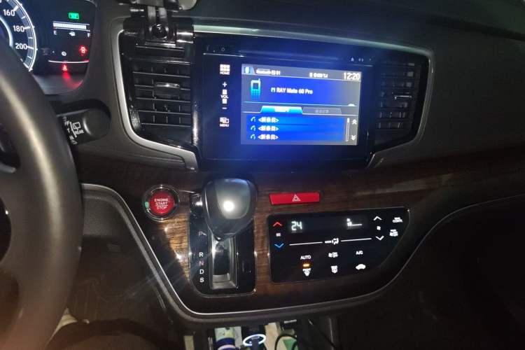 Used Honda Odyssey 2015 2.4L Smart Edition Audio And AC Panel