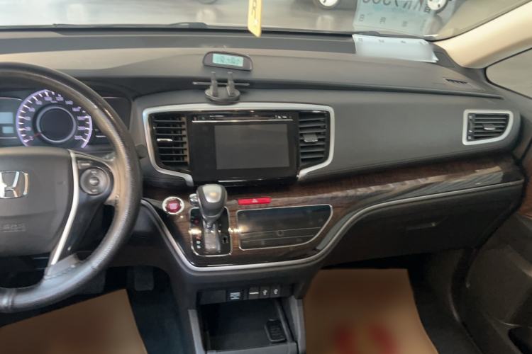 Used Honda Odyssey 2015 Updated Version 2.4L Smart Edition Audio And AC Panel