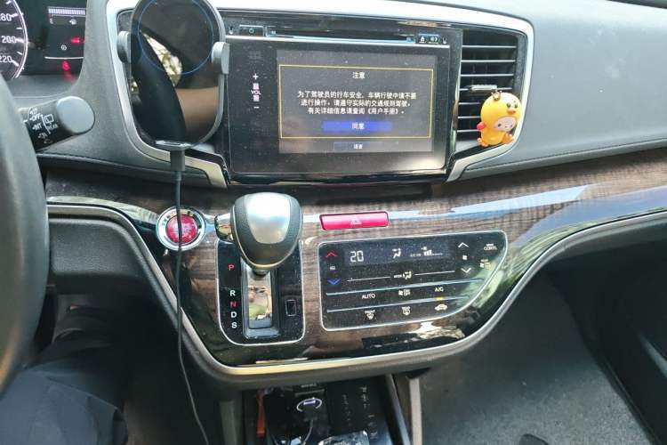 Used Honda Odyssey 2015 Updated Version 2.4L Smart Edition Audio And AC Panel
