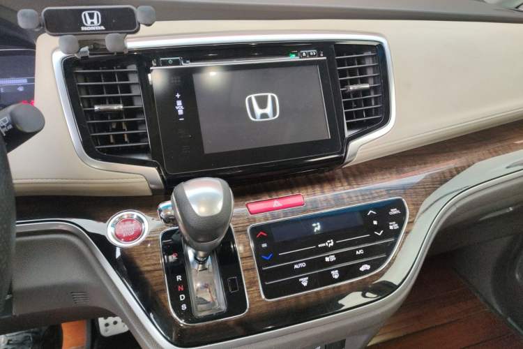 Used Honda Odyssey 2015 Revised 2.4L Luxury Edition Audio And AC Panel