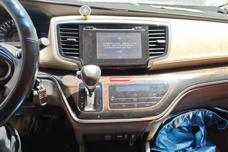 Used Honda Odyssey 2015 2.4L Comfort Edition Audio And AC Panel