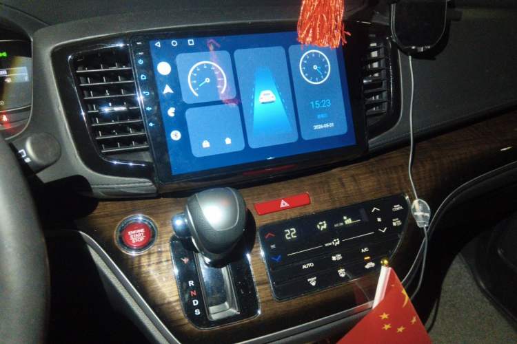 Used Honda Odyssey 2015 Updated Version 2.4L Smart Edition Audio And AC Panel