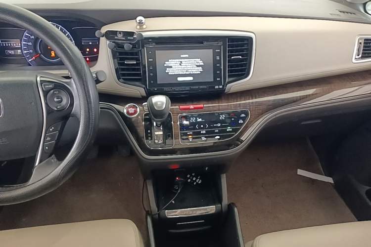 Used Honda Odyssey 2015 2.4L Prestige Edition Audio And AC Panel