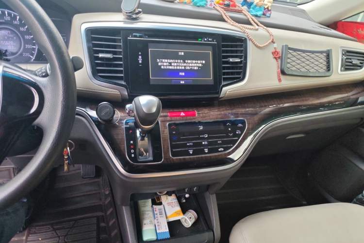 Used Honda Odyssey 2015 2.4L Comfort Edition Audio And AC Panel