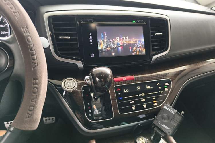 Used Honda Odyssey 2015 Revised 2.4L Luxury Edition Audio And AC Panel