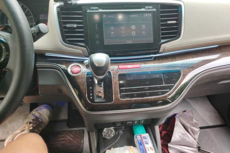 Used Honda Odyssey 2015 2.4L Luxury Edition Audio And AC Panel