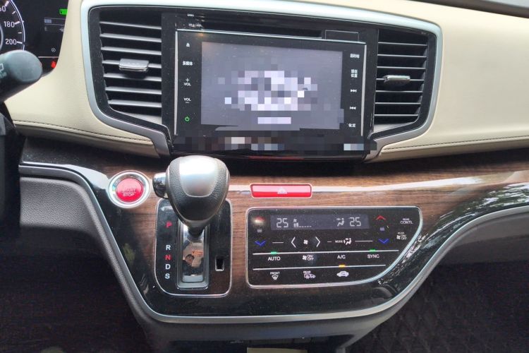 Used Honda Odyssey 2015 Revised Version 2.4L Supreme Edition Audio And AC Panel