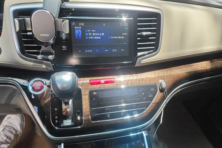 Used Honda Odyssey 2015 Updated Version 2.4L Smart Edition Audio And AC Panel