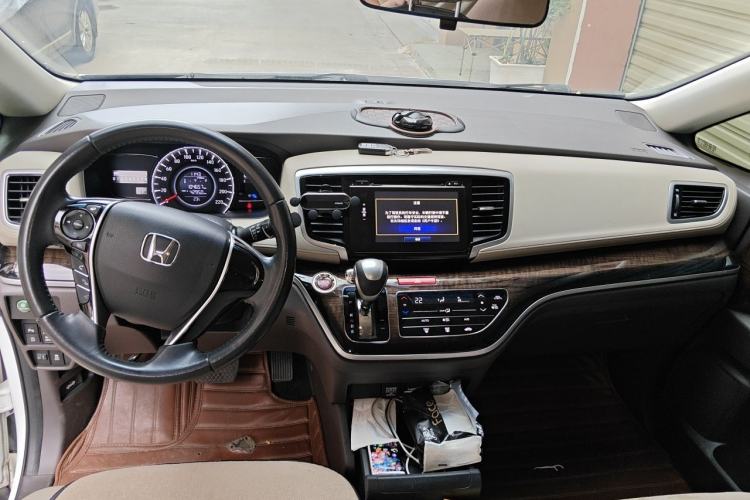 Used Honda Odyssey 2015 2.4L Luxury Edition Center Console