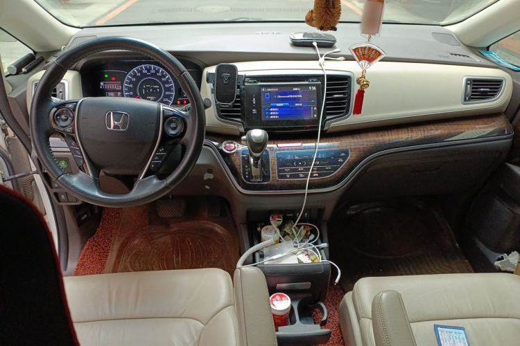 Used Honda Odyssey 2015 2.4L Prestige Edition Center Console
