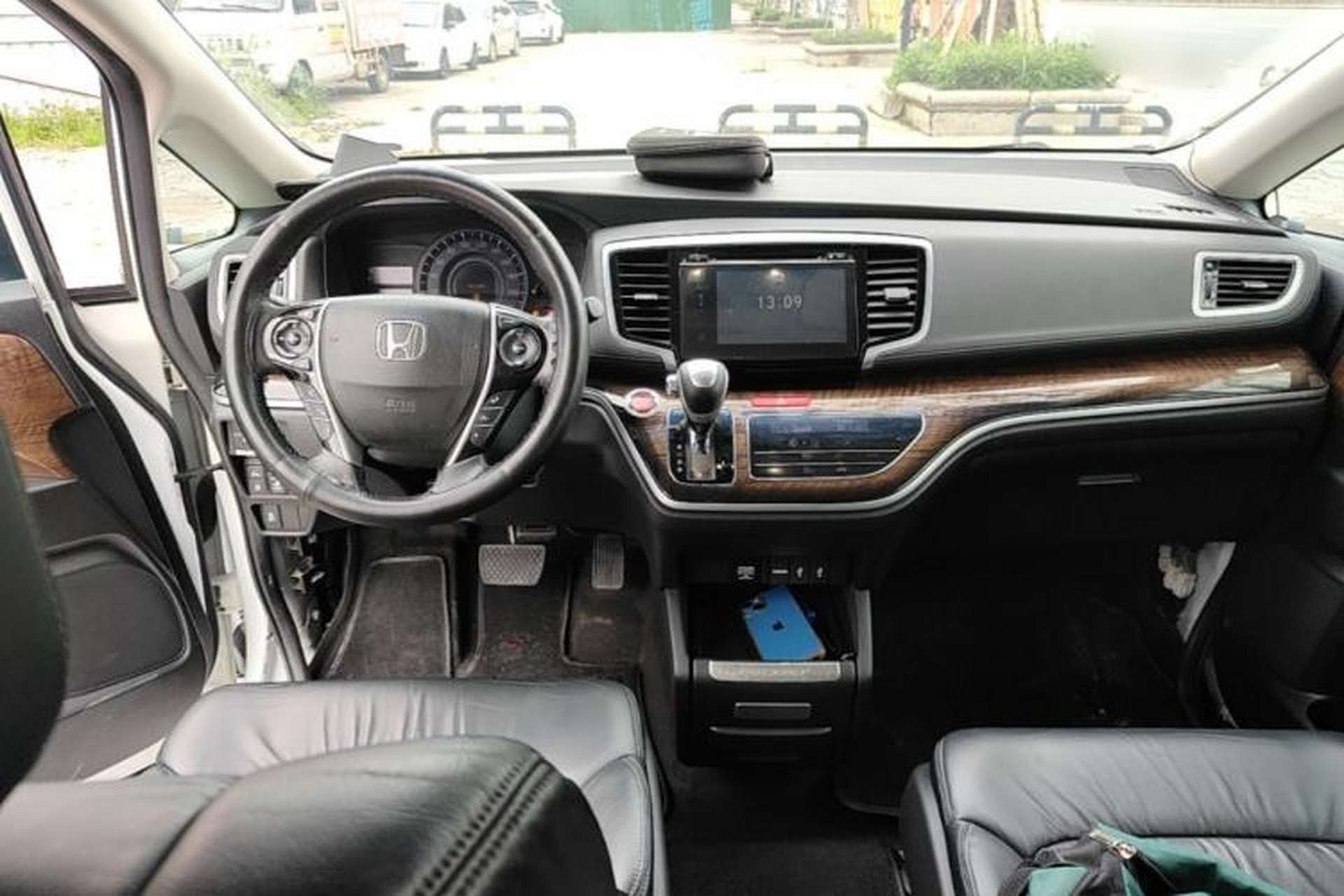 Used Honda Odyssey 2015 2.4L Prestige Edition Center Console