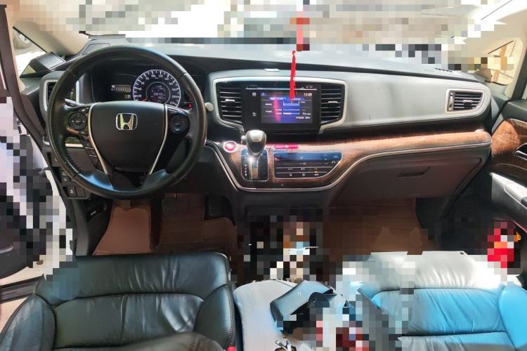 Used Honda Odyssey 2015 2.4L Smart Edition Center Console