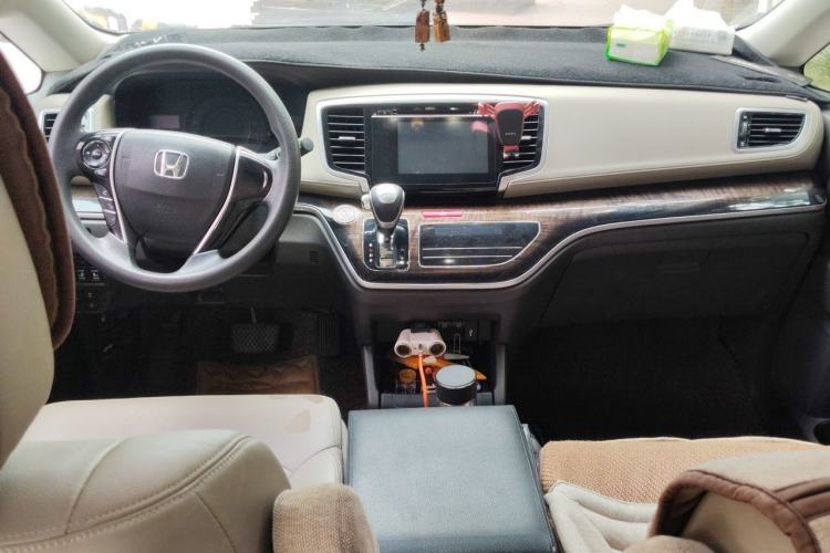 Used Honda Odyssey 2015 Revised 2.4L Luxury Edition Center Console