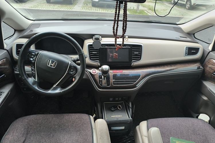 Used Honda Odyssey 2015 2.4L Smart Edition Center Console