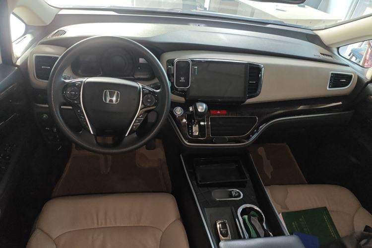 Used Honda Odyssey 2015 2.4L Luxury Edition Center Console