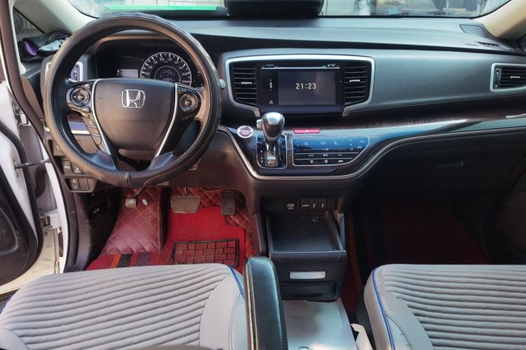 Used Honda Odyssey 2015 Updated Version 2.4L Smart Edition Center Console