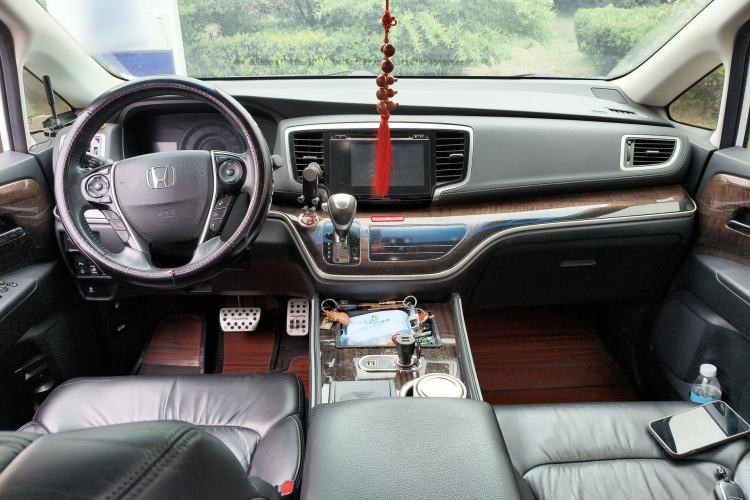 Used Honda Odyssey 2015 2.4L Prestige Edition Center Console